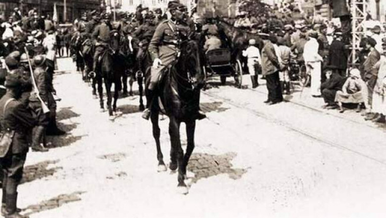 Кто помог Пилсудскому в 1920 году оккупировать Украину, или Как проходил польский парад Победы в Киеве