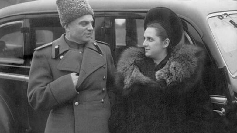 Как простая телеграфистка вернула к жизни маршала-артиллериста Василия Казакова