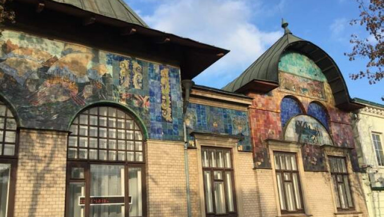 Особняк помещика Шаронова: где в российской глубинке находится мини-копия столичного Ярославского вокзала