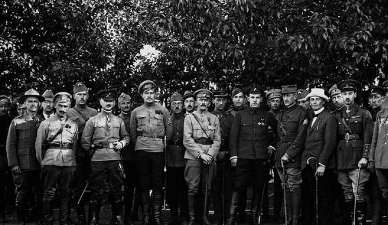 Штабс-капитан Толбухин, прапорщик Баграмян и др: что стало с белогвардейцами, перешедшими в Красную армию