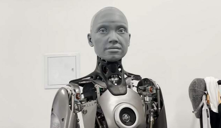 Американские разработчики представили остроумного робота с человеческой мимикой