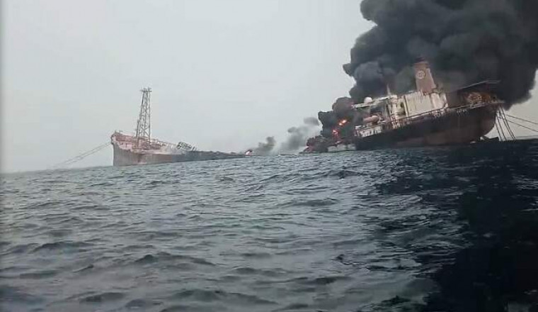 Судно с нефтью взорвалось у побережья Нигерии