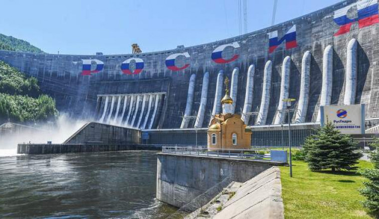 7 самых монументальных ГЭС, которые были построены в советские годы