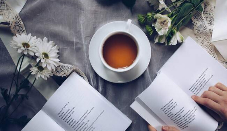 Книжные новинки для весеннего настроения