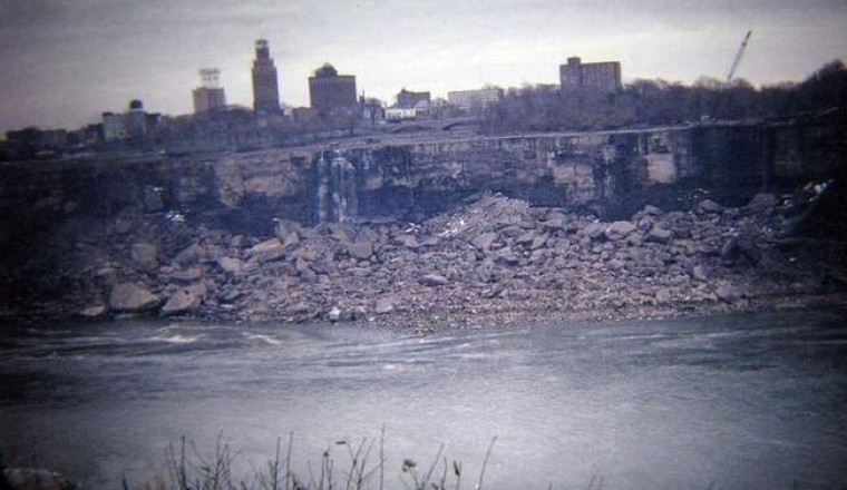 Как в 1969 году впервые за 12 тысяч лет осушили Ниагарский водопад