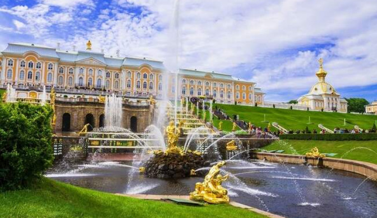 Какие секреты хранит фонтанный комплекс Петергофа