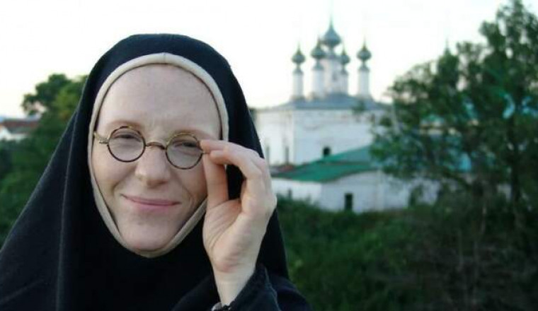 Следствие ведут монахи: какие литературные персонажи были и детективами, и священнослужителями?
