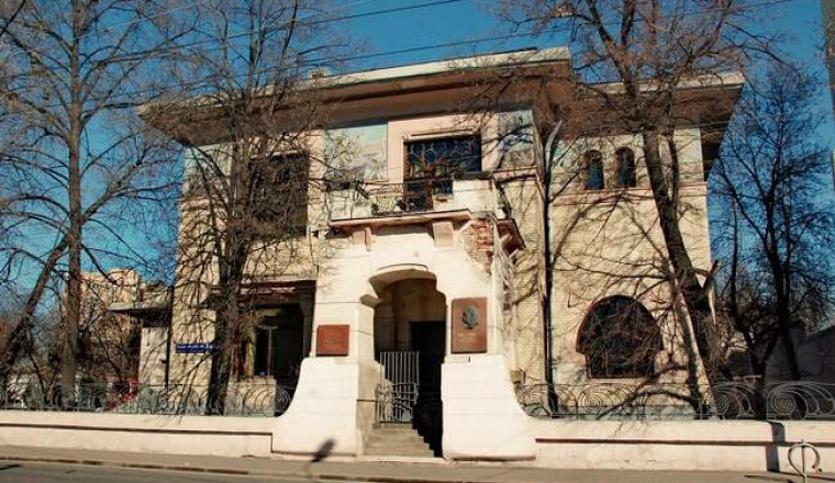 Чем знаменит особняк промышленника Рябушинского — жемчужина московского модерна
