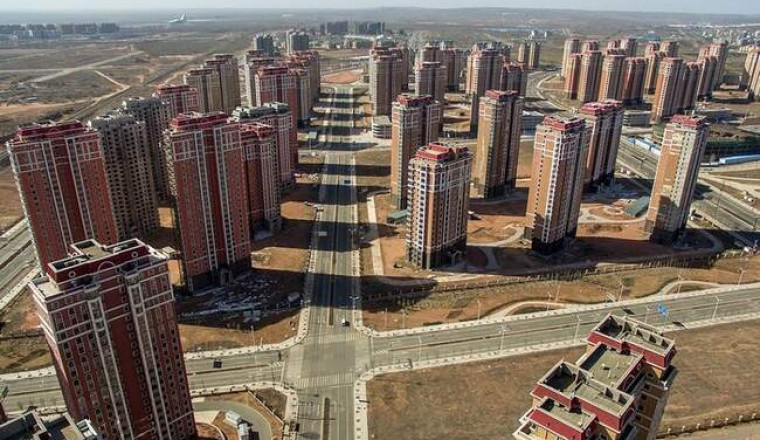 Постапокалипсис в Китае: как в Поднебесной появились города-призраки с новенькими, но никому не нужными домами