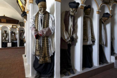 Мумии в катакомбах капуцинов