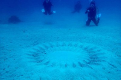 История таинственных кругов под водой