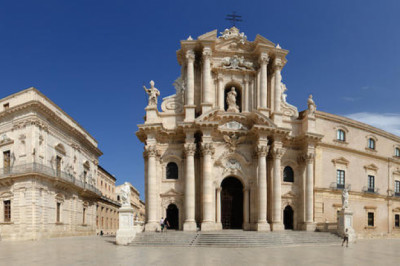 Путеводитель по Сиракузам: что посмотреть, где остановиться, купаться и обедать