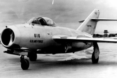 Как СССР добыл для изучения американский истребитель «Сейбр» и чем США ответили