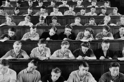 Нюансы советского высшего образования: как в СССР поступали в ВУЗы и чего боялись студенты