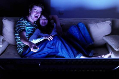 «Дикое поле», «Империя страсти» и еще 6 популярных телепередач 1990-х, которые сегодня могли бы обвинить в экстремизме или аморальности