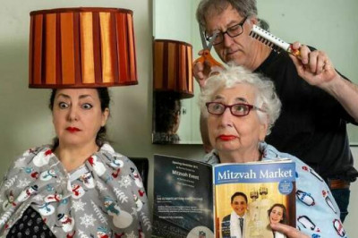 Как американский фотограф проводит карантин со своей бывшей женой и мамой