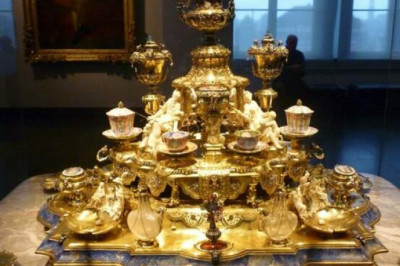 От бронзы до жемчуга: ценности прошлого, которые сегодня уже не ценности