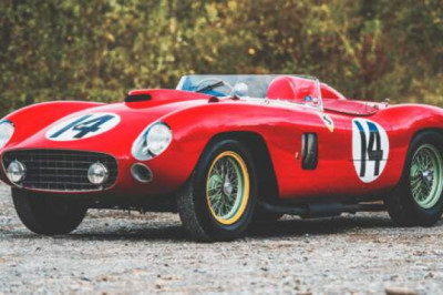 Не только средство передвижения: 10 машин, которые продали за нереальные деньги