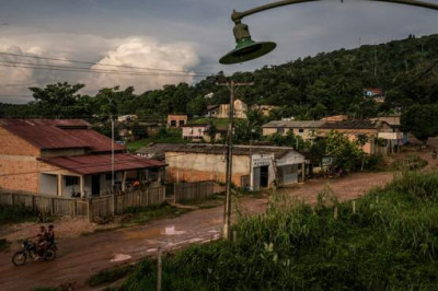 Фордландия: как Генри Форд пытался построить утопию в Амазонии — но все кончилось поножовщиной и борделями