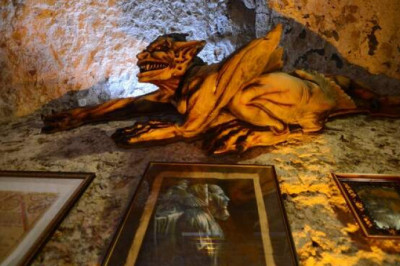 Роза и Крест: просветление московских рыцарей