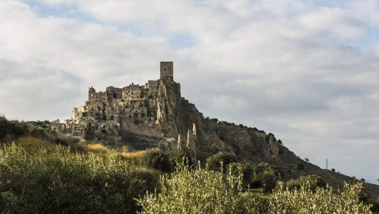 Крако, Хасима и др: почему в одночасье пустеют города и как это бывает