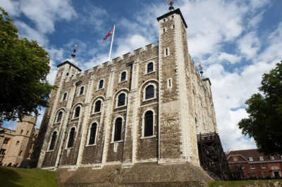 Какие легенды ходят о 6 самых мистических замках Великобритании