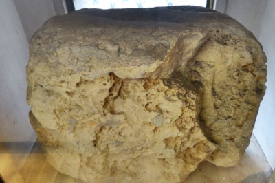 Тысячелетний Лондонский камень: загадочная реликвия, пережившая историю великого города